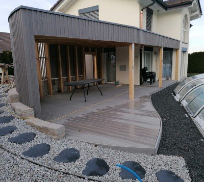 Couvert + terrasse